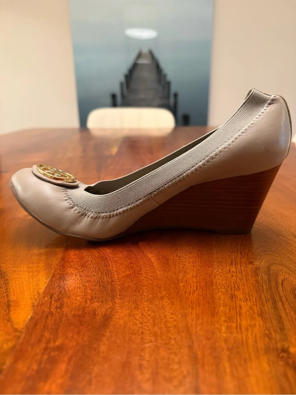Tory Burch Gray/Taupe Leather Logo Round-Toe Wedges with Gold Emblem - Size 8